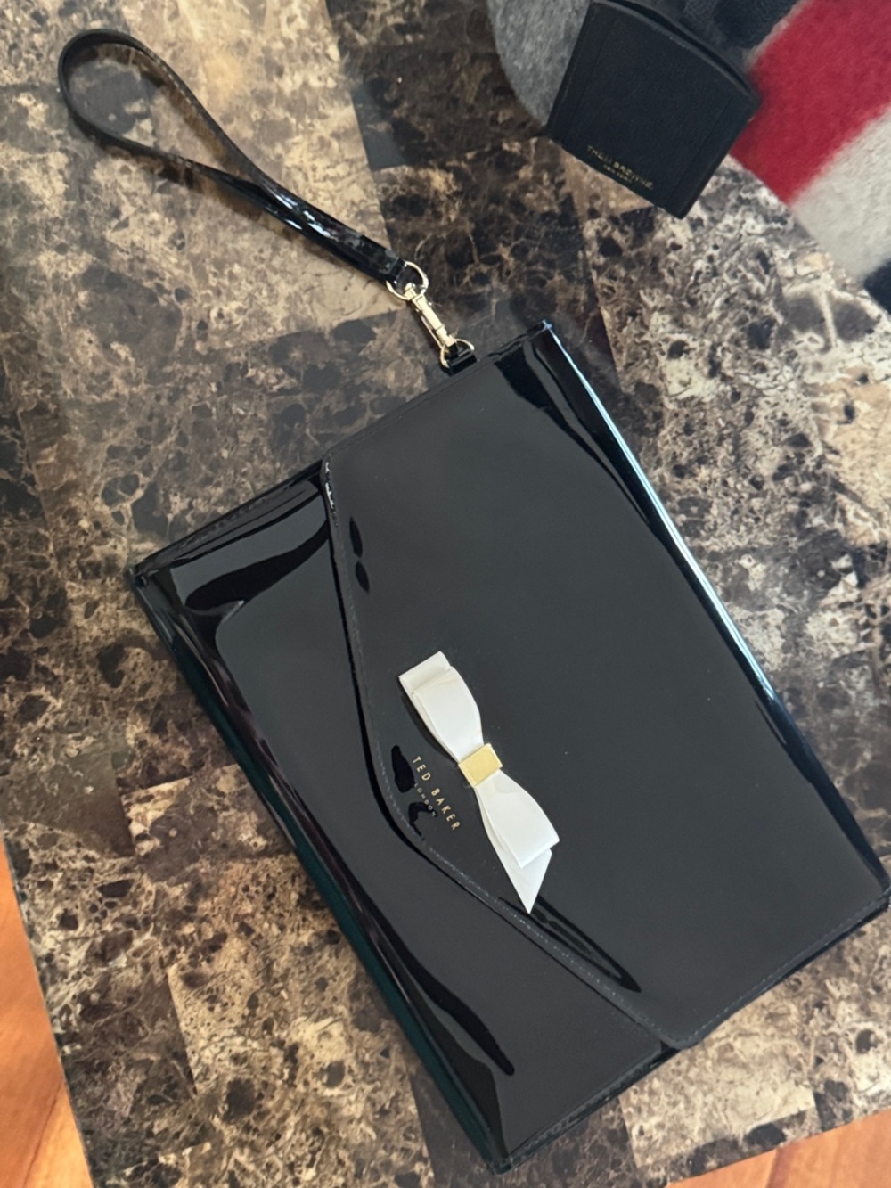 Ted Baker Patent Esther Black XL Clutch White Bow Bag Purse - Picture 5 of 5